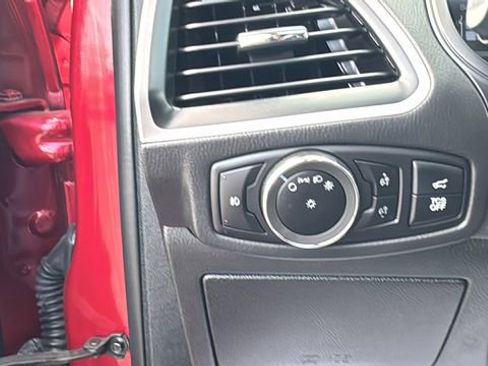 Certified 2023 Ford Edge SEL w/ Convenience Package image 14