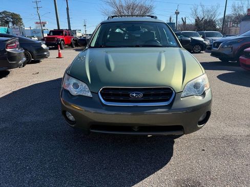 Used 2006 Subaru Outback 2.5i w/ Popular Equipment Group 2B image 3