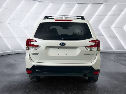 Used 2021 Subaru Forester AWD/4WD image 5