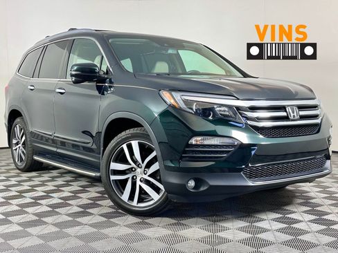 Used 2017 Honda Pilot Touring image 1