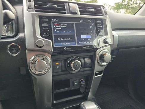 Used 2022 Toyota 4Runner SR5 image 20