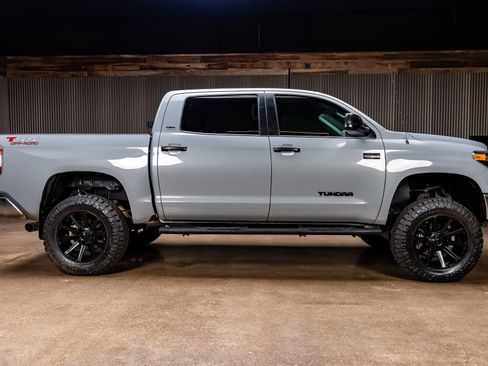 Used 2019 Toyota Tundra SR5 image 11