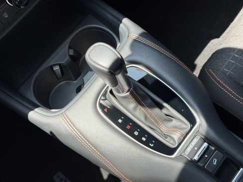 Used 2024 Honda HR-V Sport image 12