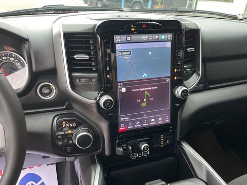 Used 2025 RAM 1500 Big Horn AWD/4WD image 8