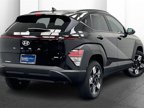 Certified 2025 Hyundai Kona SEL image 11