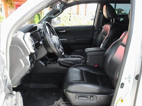 Used 2020 Toyota Tacoma TRD Pro image 17