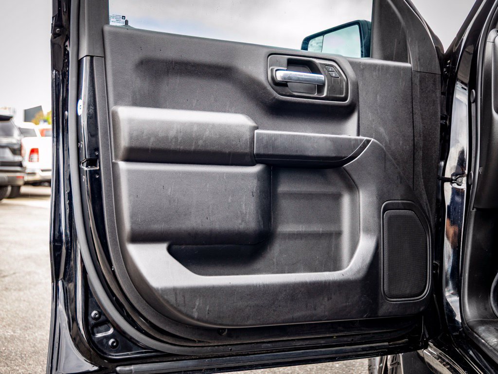 Used 2024 Chevrolet Silverado 1500 Custom w/ Turbomax Blackout Package AWD/4WD image 11