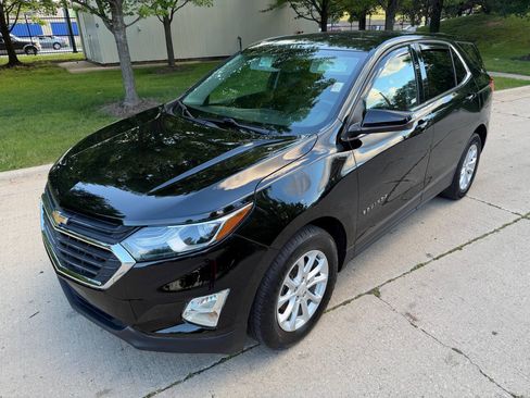Used 2018 Chevrolet Equinox LT FWD image 1