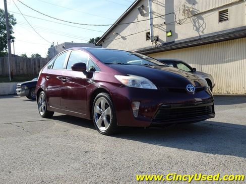 Used 2013 Toyota Prius Persona Series FWD image 4