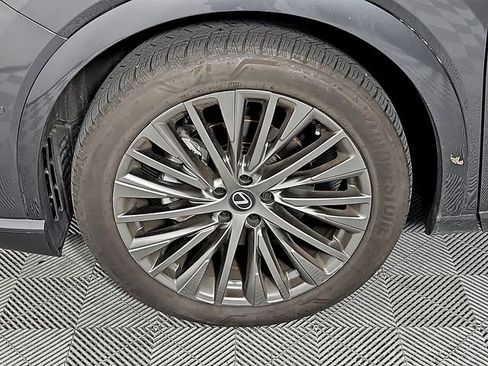 Used 2024 Lexus RX 350 FWD w/ Convenience Package image 9