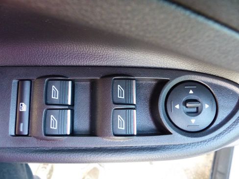 Used 2017 Ford Escape Titanium image 21