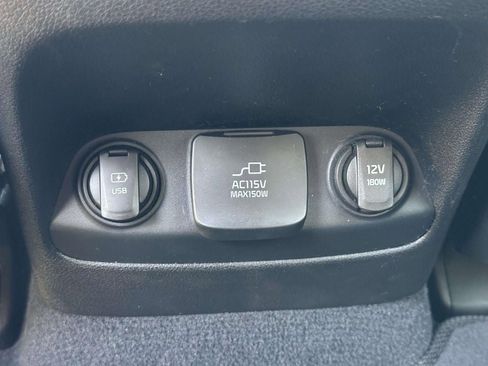 Used 2019 Kia Sorento SX AWD/4WD image 11