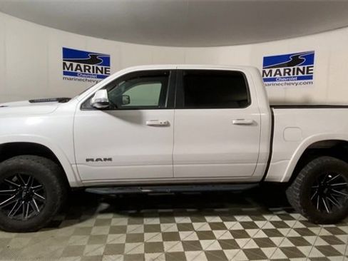 Used 2019 RAM 1500 Laramie w/ Sport Appearance Package image 7