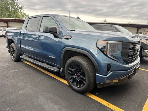 Used 2024 GMC Sierra 1500 Elevation w/ X31 Off-Road Package AWD/4WD image 9