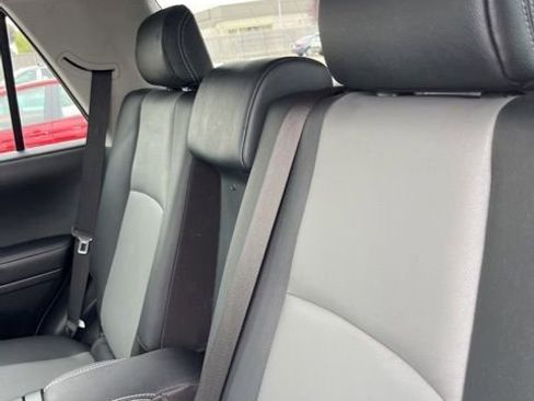 Used 2022 Toyota 4Runner SR5 Premium w/ Moonroof Package RWD image 10