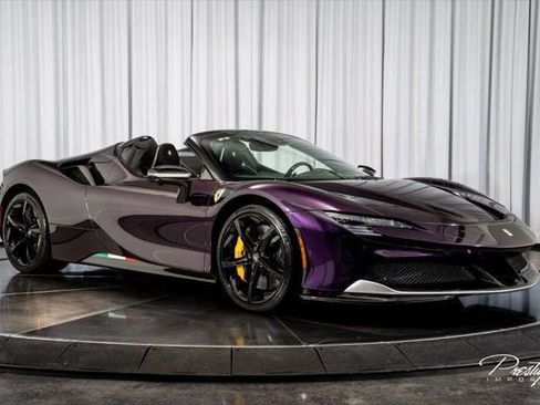 Used 2025 Ferrari SF90 Spider AWD/4WD image 33