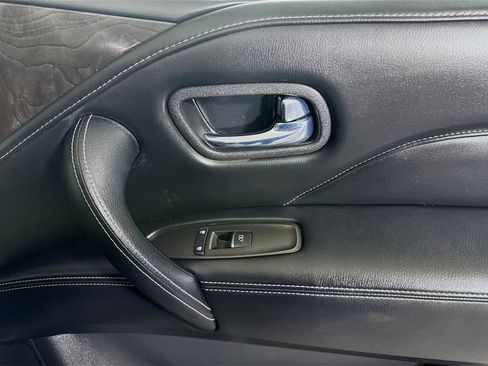 Used 2024 INFINITI QX80 Luxe image 31