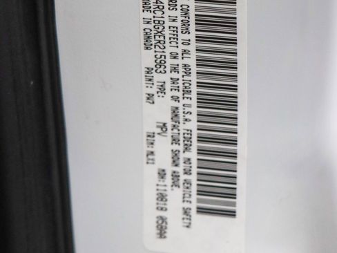 Used 2014 Chrysler Town & Country Touring image 34