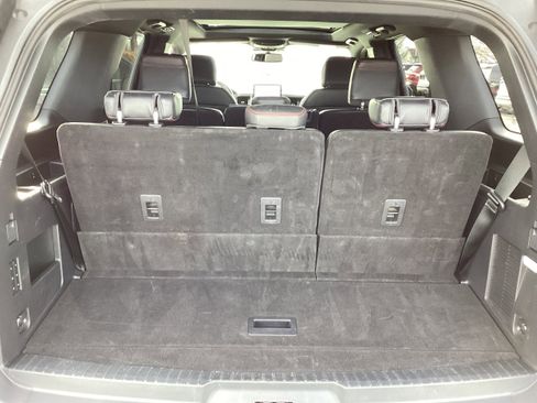 Used 2022 Ford Expedition Limited image 15