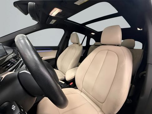 Used 2021 BMW X1 sDrive28i w/ Convenience Package FWD image 11