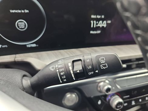 Used 2025 Kia Telluride SX image 25