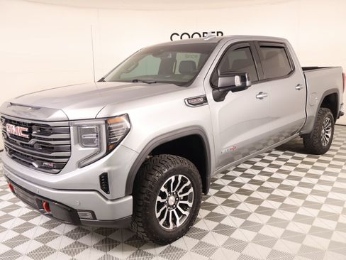 Used 2023 GMC Sierra 1500 AT4 AWD/4WD image 12