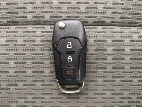 Used 2016 Ford F150 XLT w/ Equipment Group 301A Mid image 32