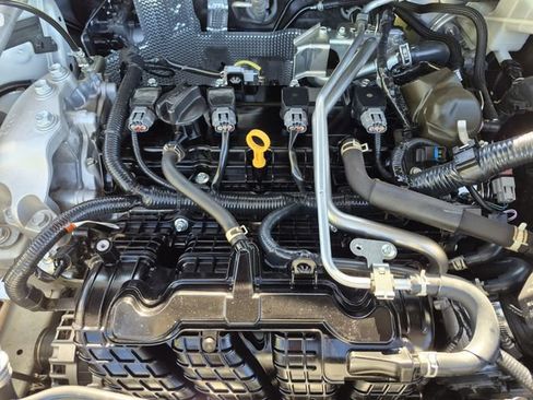 Used 2021 Nissan Rogue SV AWD/4WD image 24