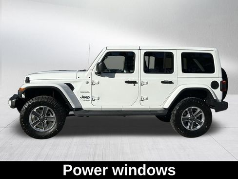 Certified 2021 Jeep Wrangler Unlimited Sahara w/ LED Lighting Group image 9