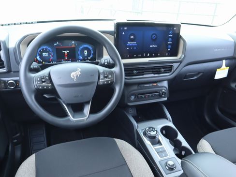 New 2025 Ford Bronco Sport Big Bend image 2