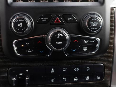 Used 2014 RAM 2500 Limited image 39