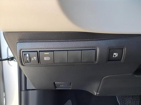 Certified 2026 Toyota Corolla LE image 15