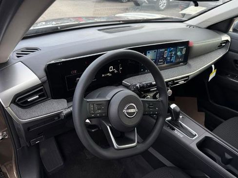 New 2026 Nissan Kicks S image 15