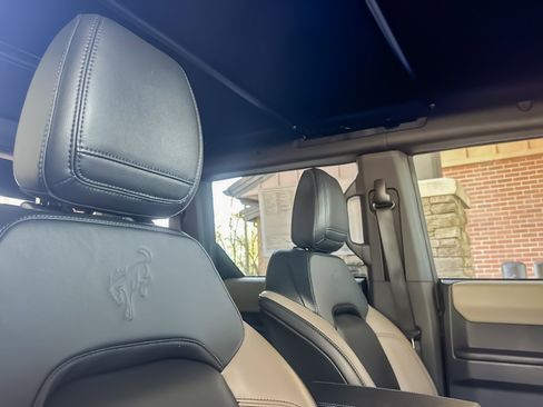 Used 2024 Ford Bronco Wildtrak image 17