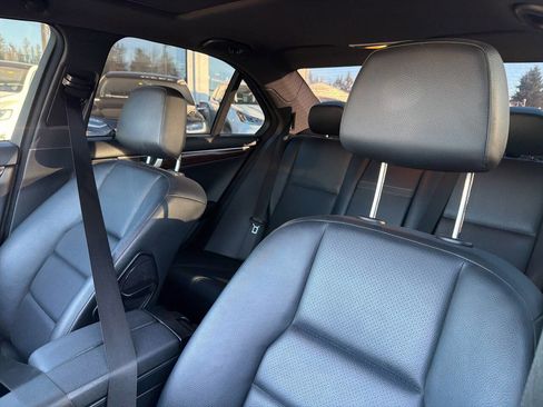 Used 2013 Mercedes-Benz C 250 Sedan image 30