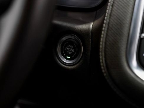 Used 2021 GMC Yukon SLT image 17