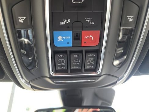 Used 2024 Jeep Grand Cherokee Limited 4xe AWD/4WD image 28