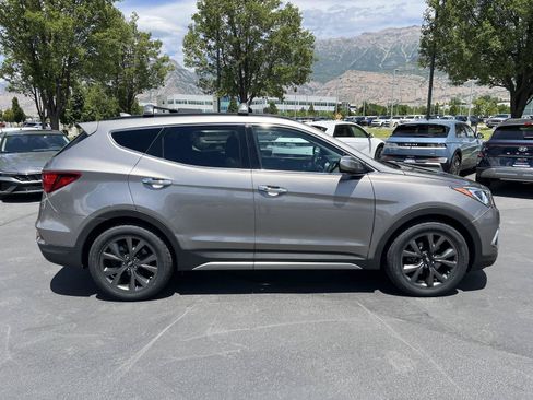 Used 2018 Hyundai Santa Fe Sport AWD/4WD image 6