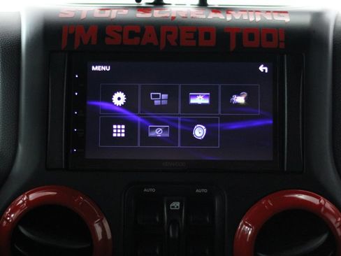 Used 2017 Jeep Wrangler Unlimited Sport w/ Quick Order Package 23S AWD/4WD image 20