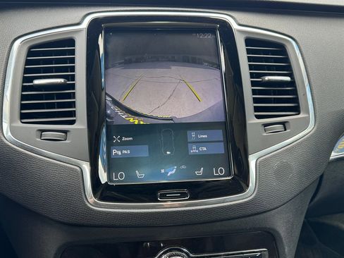 Used 2018 Volvo XC90 T5 Momentum image 8