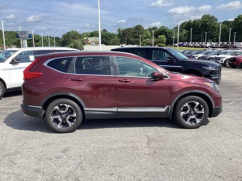 Used 2018 Honda CR-V Touring image 1