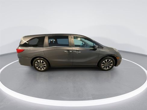 Used 2023 Honda Odyssey EX-L image 9