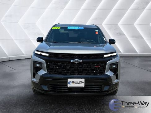 Certified 2024 Chevrolet Traverse RS w/ LPO, Floor Liner Package image 8