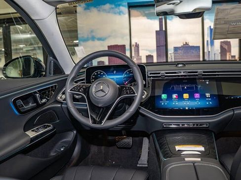 Used 2026 Mercedes-Benz E 350 4MATIC Sedan image 16