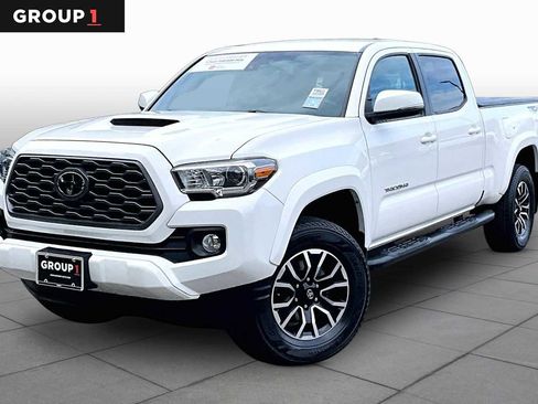 Certified 2021 Toyota Tacoma TRD Sport AWD/4WD image 1