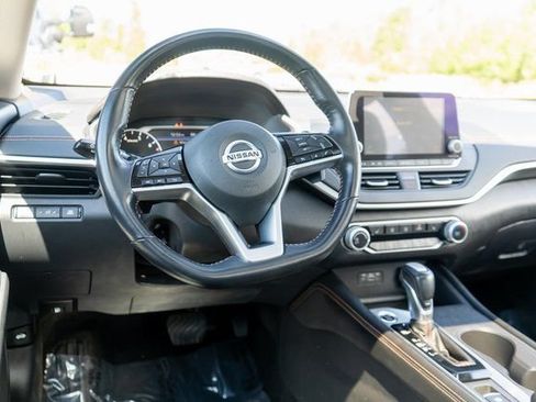 Used 2021 Nissan Altima 2.5 SR w/ SR Premium Package AWD/4WD image 14