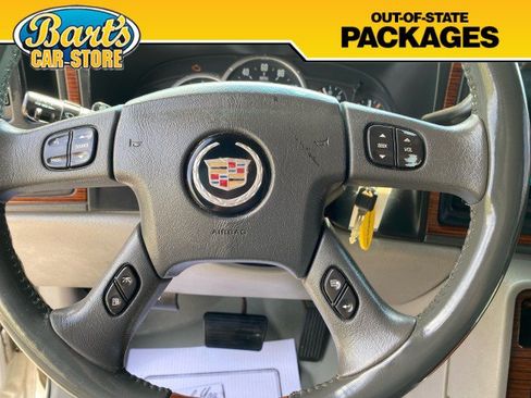 Used 2004 Cadillac Escalade AWD image 32