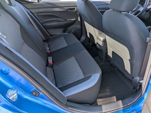 Used 2024 Nissan Versa SV image 33