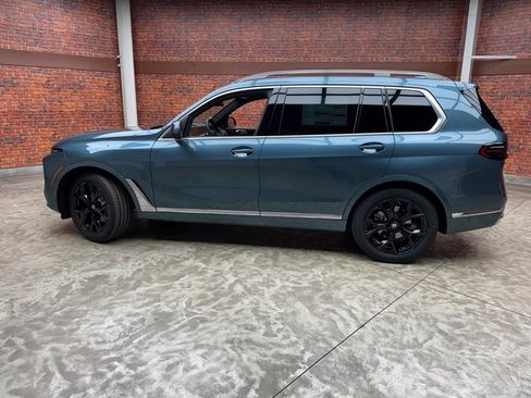 New 2026 BMW X7 xDrive40i w/ Executive Package image 2