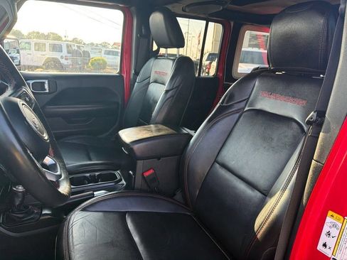 Used 2018 Jeep Wrangler Unlimited Rubicon AWD/4WD image 26